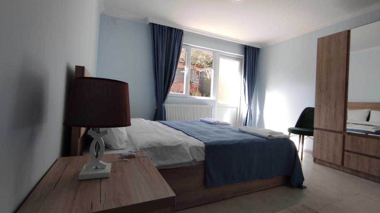 Agora Apartman Tbiliszi Kültér fotó