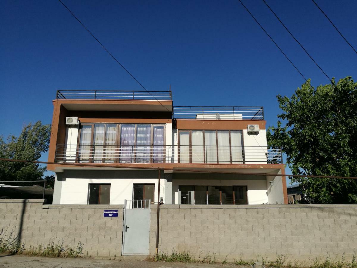 Agora Apartman Tbiliszi Kültér fotó